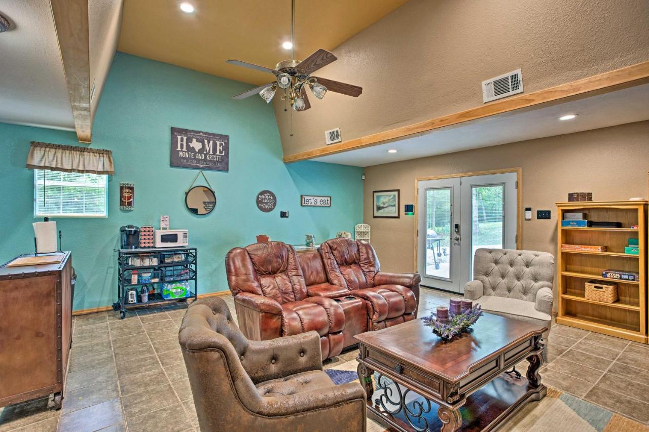 Lake Texoma Cabin - 1 Mi To Park And Boat Ramp! Willow Spring 외부 사진