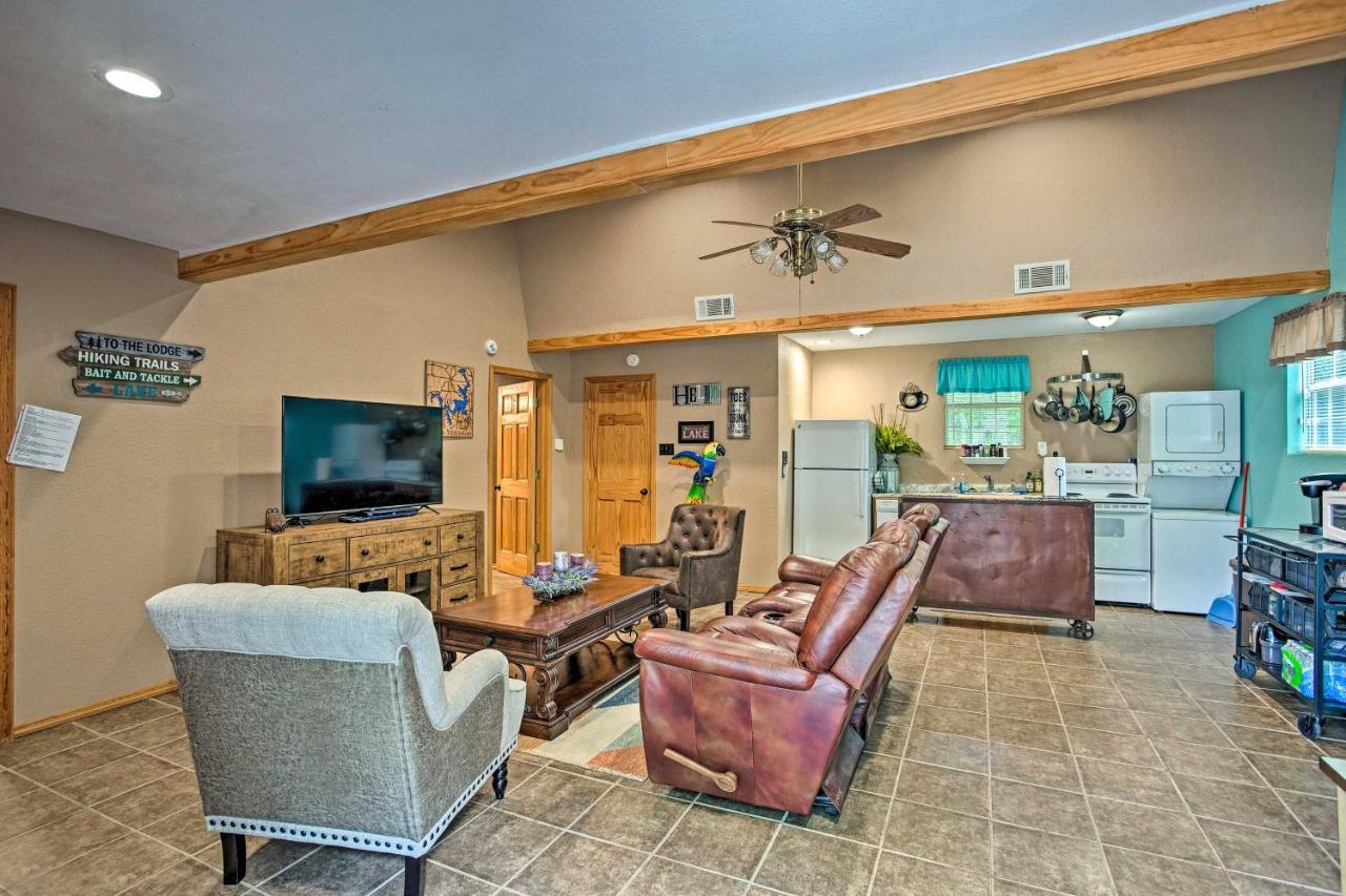Lake Texoma Cabin - 1 Mi To Park And Boat Ramp! Willow Spring 외부 사진